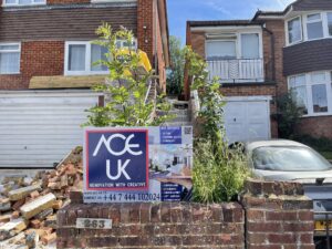 263 HEMDEAN ROAD