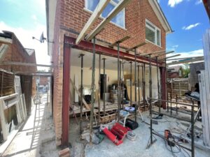 263 HEMDEAN ROAD