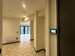 AKSIA HOUSE (31 FLATS)
